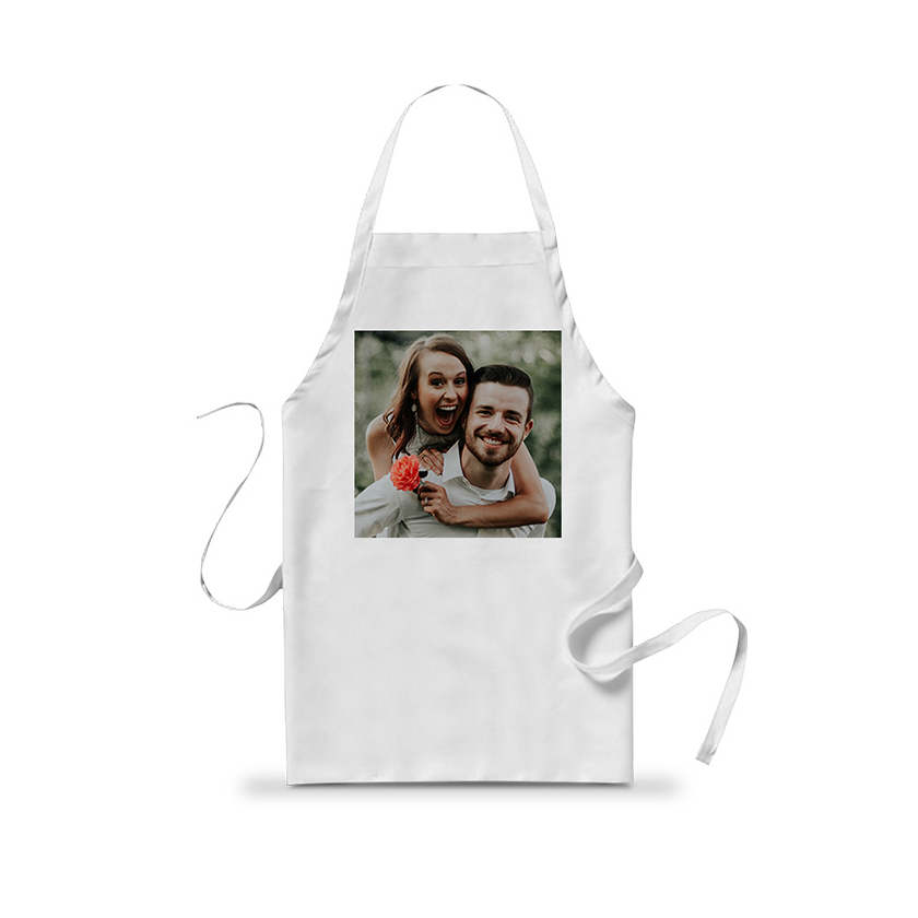Designly - Tablier personnalisable avec vos propres photos ou designs. Exprimez votre style unique avec ce Tablier, conçu sur mesure avec vos choix d'images et de designs. Créez un Tablier unique qui reflète votre individualité. | Customizable Apron featuring personalized your own photos or designs. Express your unique style with this Apron, tailor-made with your choice of images and designs. Create a one-of-a-kind Apron that reflects your individuality.