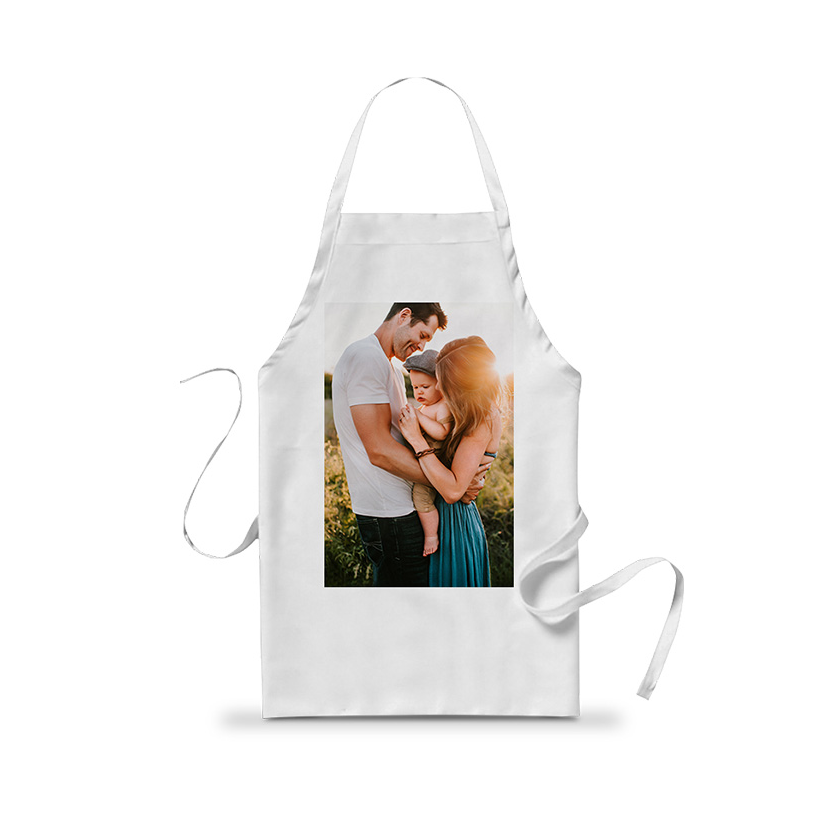 Designly - Tablier personnalisable avec vos propres photos ou designs. Exprimez votre style unique avec ce Tablier, conçu sur mesure avec vos choix d'images et de designs. Créez un Tablier unique qui reflète votre individualité. | Customizable Apron featuring personalized your own photos or designs. Express your unique style with this Apron, tailor-made with your choice of images and designs. Create a one-of-a-kind Apron that reflects your individuality.