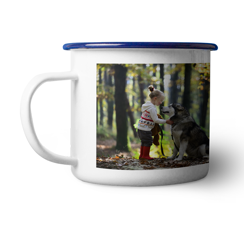 Designly - Tasse de camping personnalisable avec vos propres photos ou designs. Exprimez votre style unique avec cette Tasse de camping, conçue sur mesure avec vos choix d'images et de designs. | Customizable Camping Mug featuring personalized your own photos or designs. Express your unique style with this Camping Mug, tailor-made with your choice of images and designs.