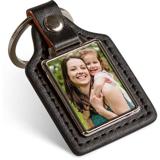 Designly - Porte-clés personnalisable avec vos propres photos ou designs. Exprimez votre style unique avec ce Porte-clés, conçu sur mesure avec vos choix d'images et de designs. Créez un produitAccessoire unique qui reflète votre individualité. | Customizable Key Chain featuring personalized your own photos or designs. Express your unique style with this Key Chain, tailor-made with your choice of images and designs. Create a one-of-a-kind Accessory product that reflects your individuality.